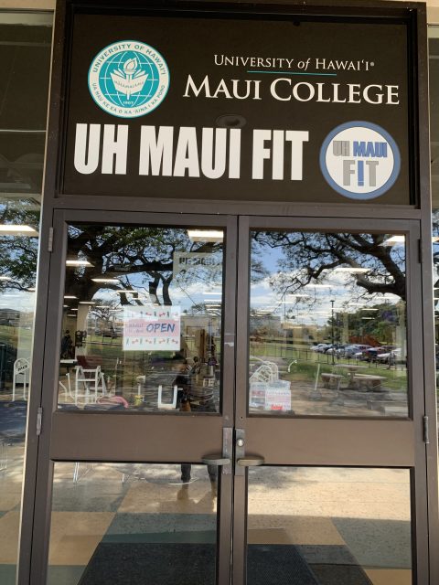 Photo of entry doors to UH Maui Fit